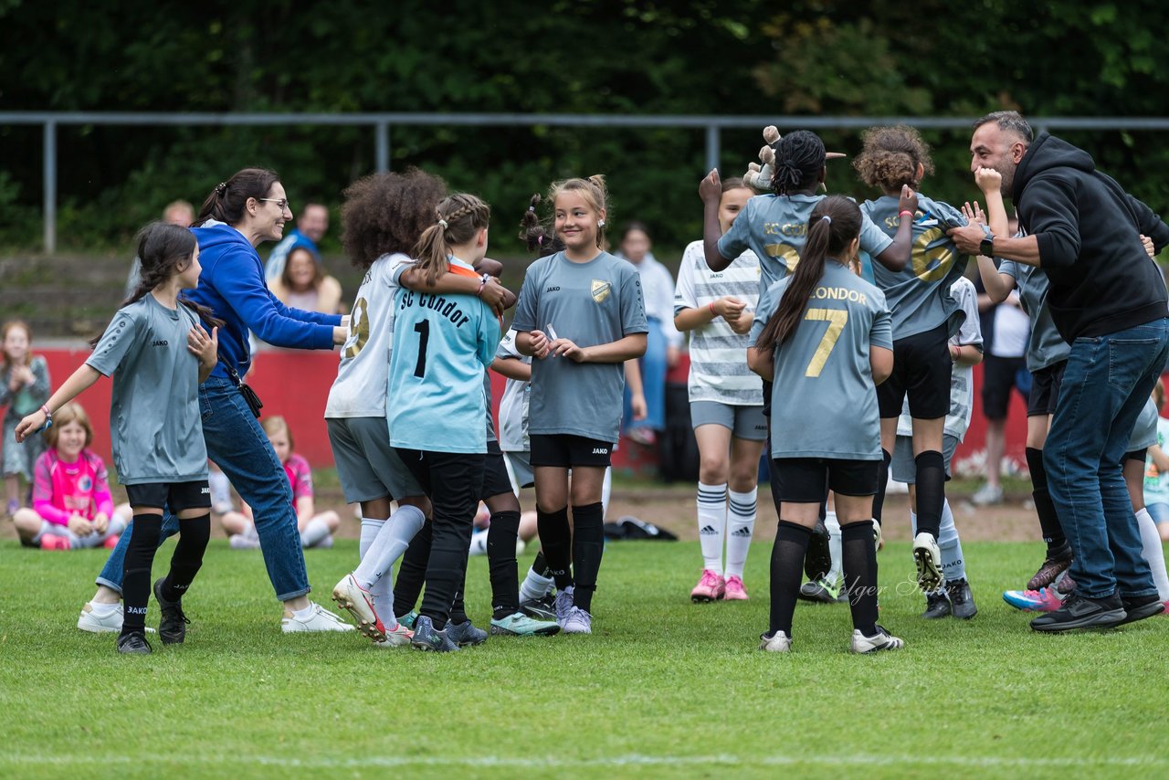 Bild 668 - Loewinnen Cup